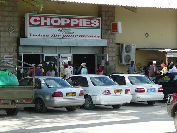 Tips for currency exchange in Maun